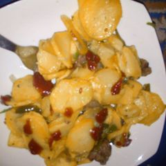 A picture of Deep fried beef and potatoes...