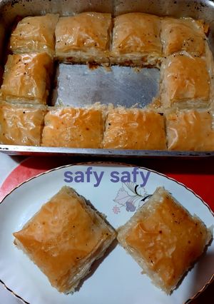 صورة لوصفة جلاش بكريمة السميد
