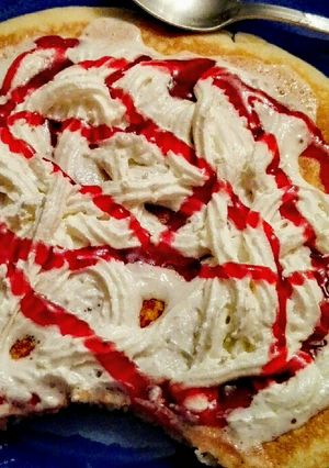 Una foto de Tortitas con Nata y Sirope de Fresa