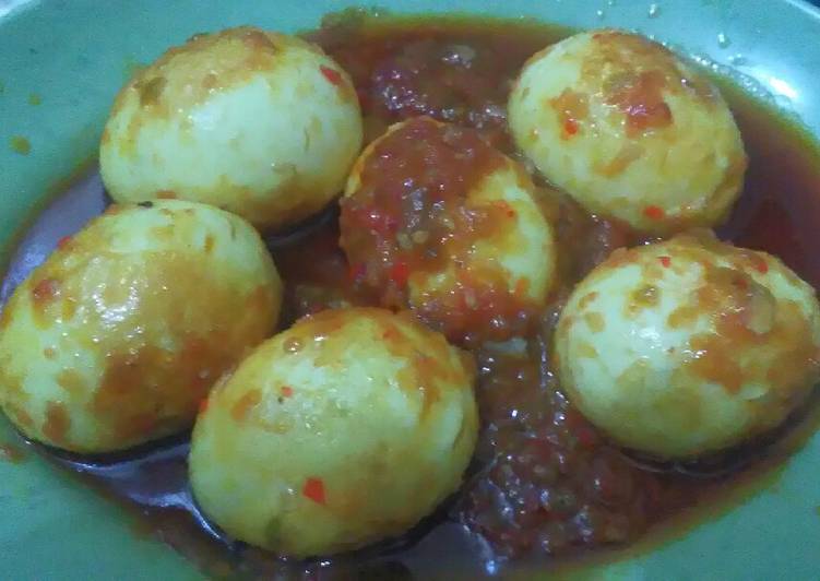 Bagaimana Membuat Balado Telur Bulat Anti Gagal