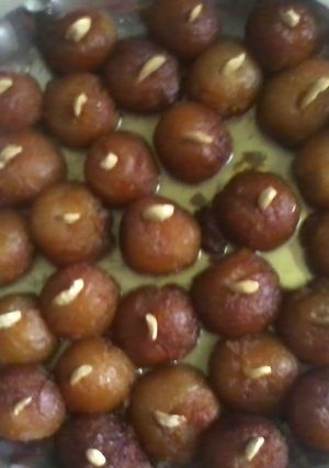 A picture of Milk gulab jamoon.