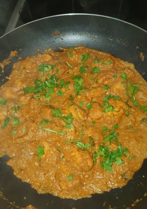 A picture of Chicken Korma.