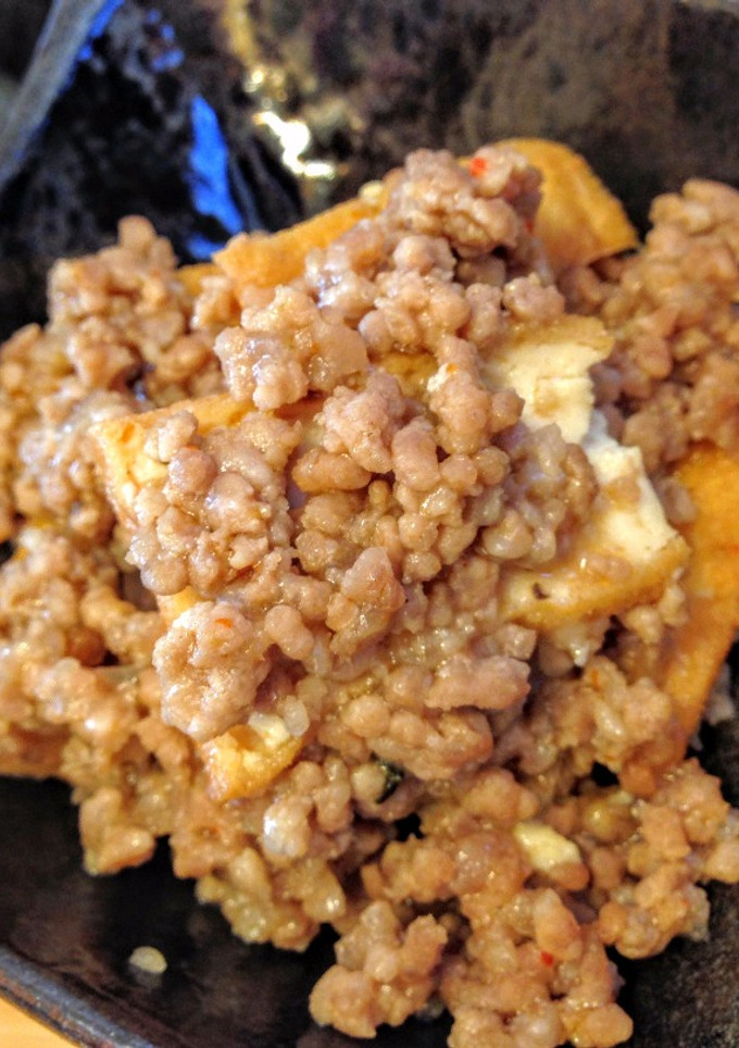 A picture of Deep fried Tofu & Minced Pork.