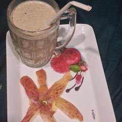 A picture of Apple smoothie.
