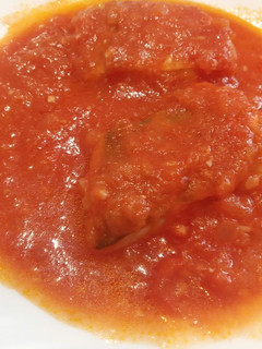 Una foto de Bacalao con tomate
