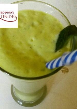 A picture of Avocado smoothie.