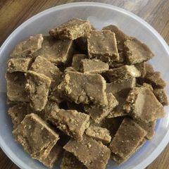 Wheat flour burfi A picture of Wheat flour burfi.