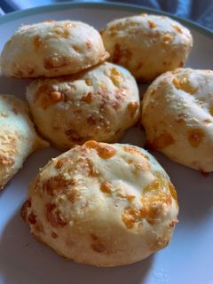 Una foto de Chipitas o pan de queso súper express