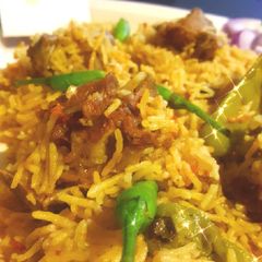 A picture of Beef Yakhni Pulao.