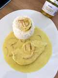 Escalope de poulet au lait de coco et pâte de curry Omie