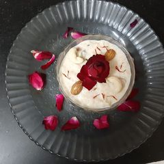 A picture of Kesri meva kheer.