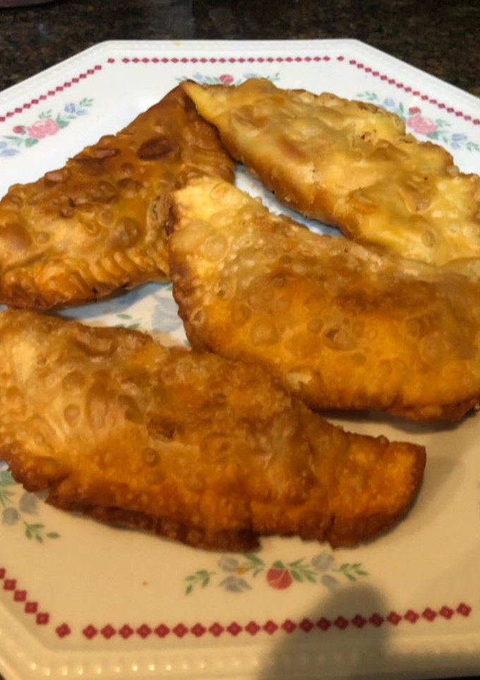 Una foto de Empanadillas de carne y huevo duro