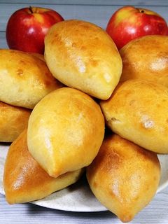 Фото Пирожки с яблоками на кефире.