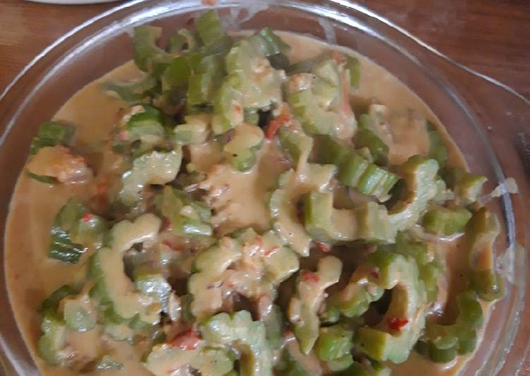 Resep: Untuk Mencoba Di RumahTumis pare santan ala resep nenek