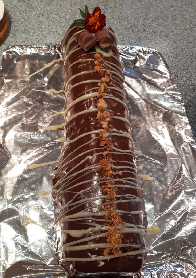 Una foto de Kinder Bueno gigante