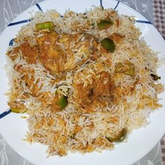 A picture of Chicken Sauce Biryani.