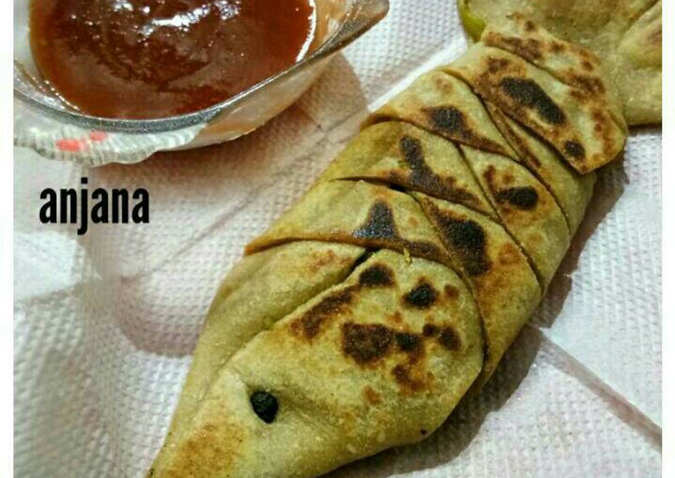 Fish wrap paratha with noodles filling