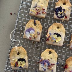 A picture of Poppyseed Tea Bag Biscuits.