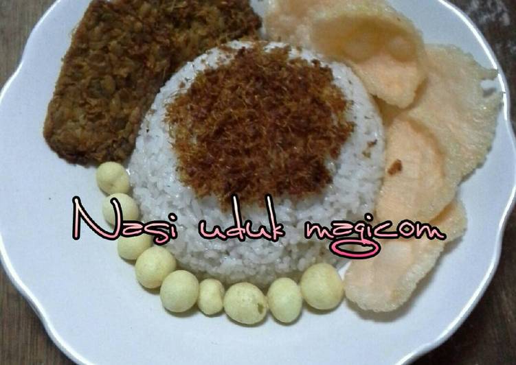 🍚Nasi uduk magicom🍚