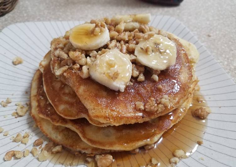 Recipe of Award-winning Bisquick Banana Walnut Cinnamon Pancakes