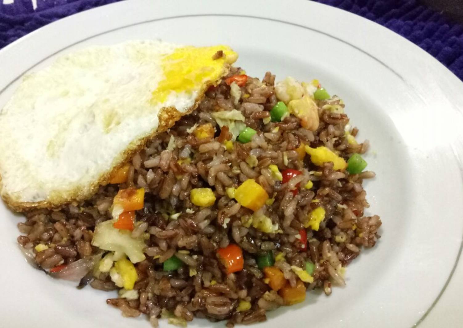 Resep Nasi goreng beras merah NON MSG oleh Stya_novi - Cookpad