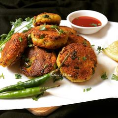 A picture of Dhokla & Paneer Tikki.