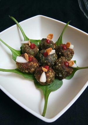 A picture of Spinach Potato Corn Flakes Sago Balls.