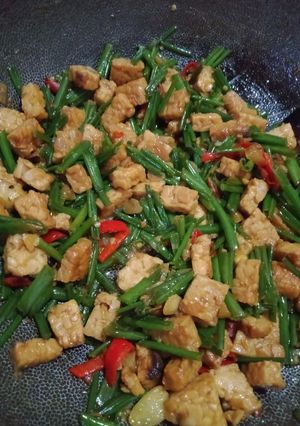 Foto resep Tumis kembang bawang tempe