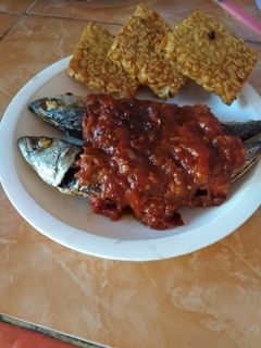 Foto resep Sambal tomat ikan pindang