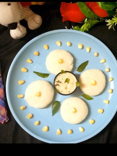 પૌંઆ ઈડલી ઢોકળા (Poha Idli Dhokla Recipe In Gujarati) રેસીપી મુખ્ય ફોટો