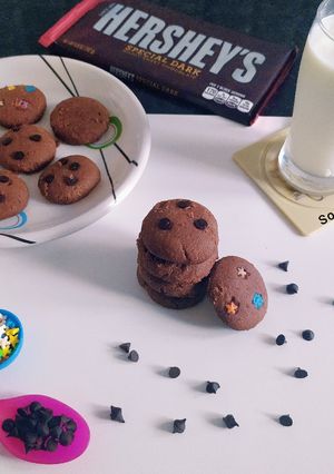 A picture of Whole Wheat Chocolate Cookies.