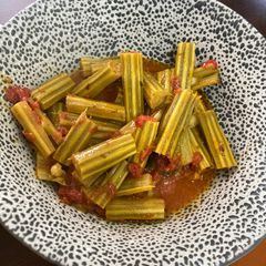 A picture of Steamed Drumsticks.