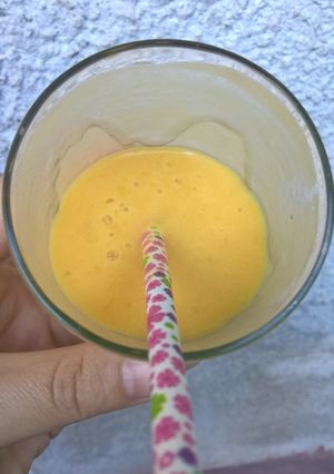 Una foto de Lassi de mango