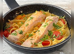 Une photo de Saumon aux tagliatelles