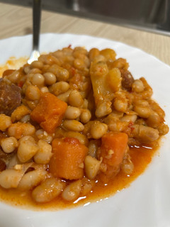 Una foto de Fabada para chuparse los dedos