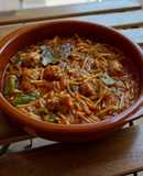 Fideos perla con butifarra de rovellons y pimiento verde