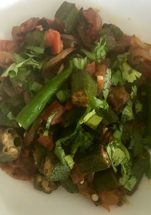 A picture of Bhindi Masala (okra Masala).