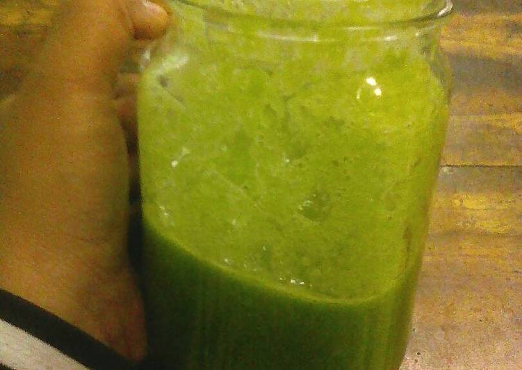 Green Smoothie (Sawi Ijo + Mangga Madu Muda)