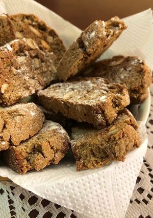 Una foto de Biscotti de naranja y almendras