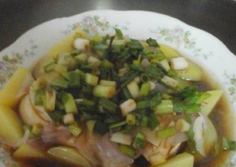 Resep Chiken Stem With Potato Yummy yang Lezat Sekali