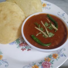 A picture of Chole bhature.