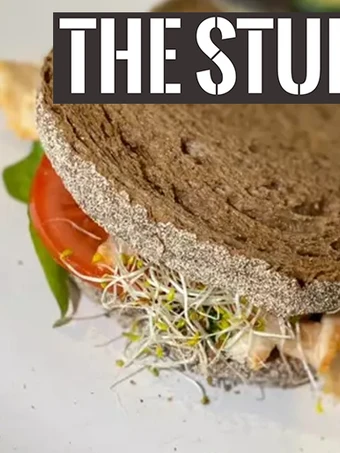 Easy Steps Make Recipes 2. (LUNCH) Chicken/Turkey Salad Sandwich on Rye the Delicious Make You Drink.