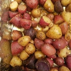 A picture of Bacon & Garlic Roasted Potatoes.