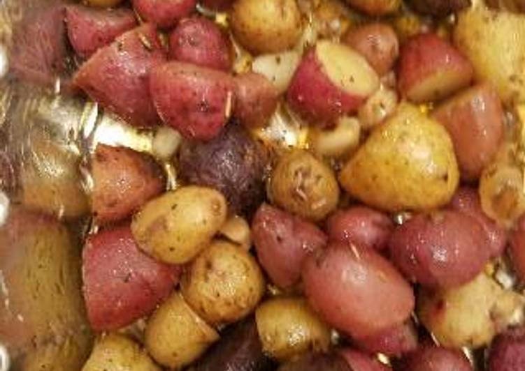 Bacon &amp; Garlic Roasted Potatoes