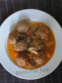 Una foto de Albóndigas en salsa