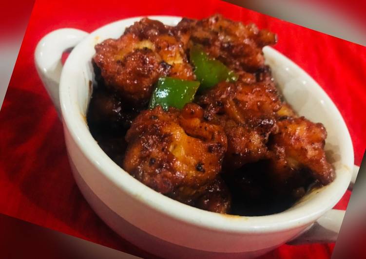 Easiest Way to Prepare Ultimate Whosayna’s Crispy Chicken topped with Hot and Sweet Sauce