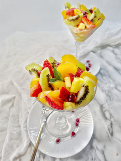 Una foto de Copa de frutas al cava