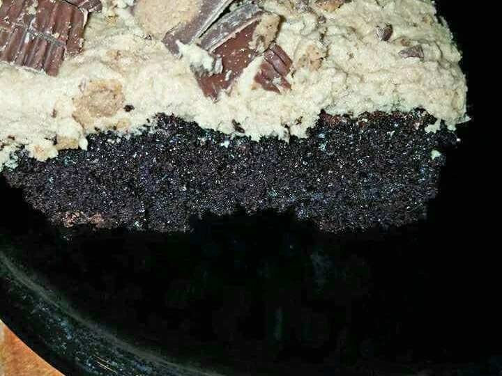 Easy Steps to Prepare Recipes Chocolate Cake with PB Cups the So Delicious Can Pamper Your Tongue.