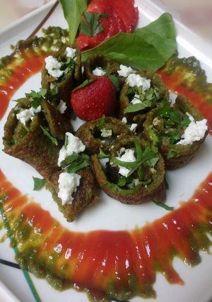 A picture of Spinach and Potato roll.