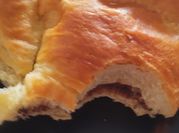 Una foto de croissant dulce